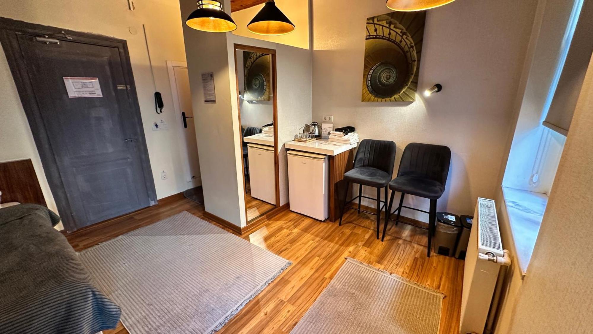 New Pera Aparthotel Истанбул Екстериор снимка